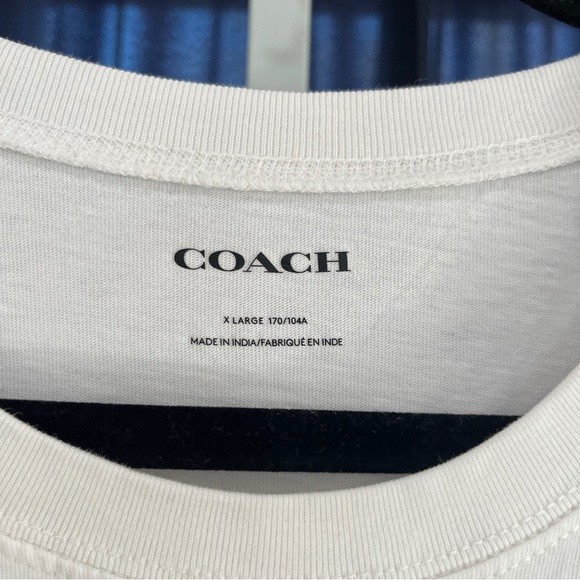 Coach logo white T shirt size XL NWOT - Picture 4 of 4